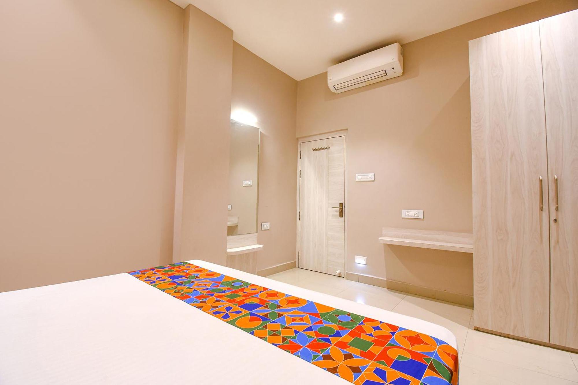 Fabhotel Kitchen Q Inn - Belaghata Calcutta  Esterno foto